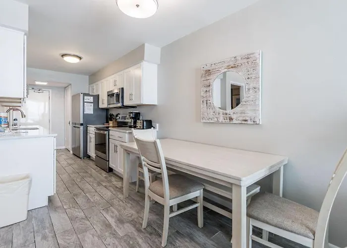 Apartment Island Shores 651 By Youngs Suncoast *